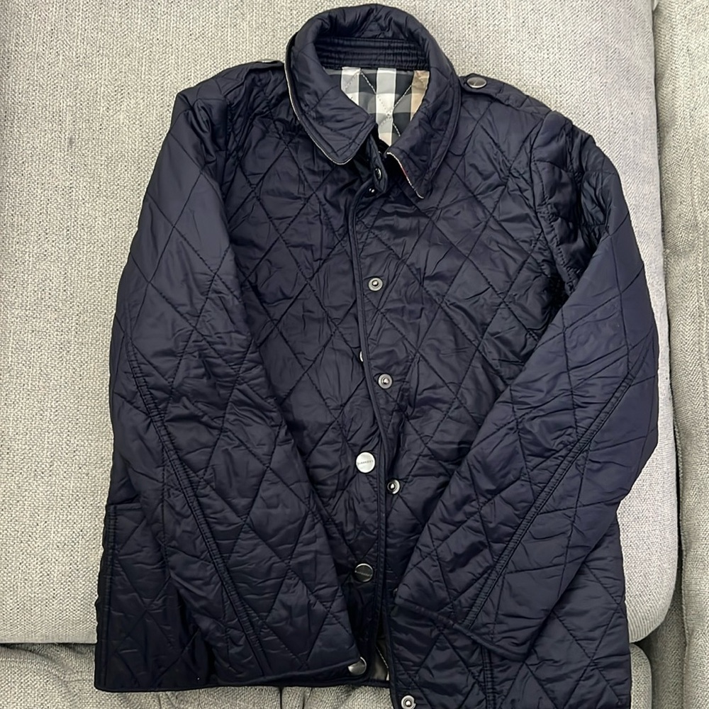 Only worn once Girls Burberry jacket size 8